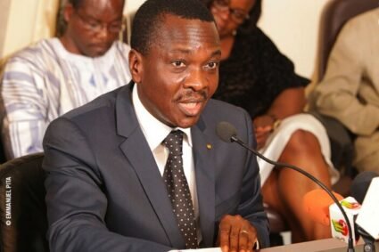 Togo/Spéculation sur les prix des casques : le ministre Adedze compte sévir